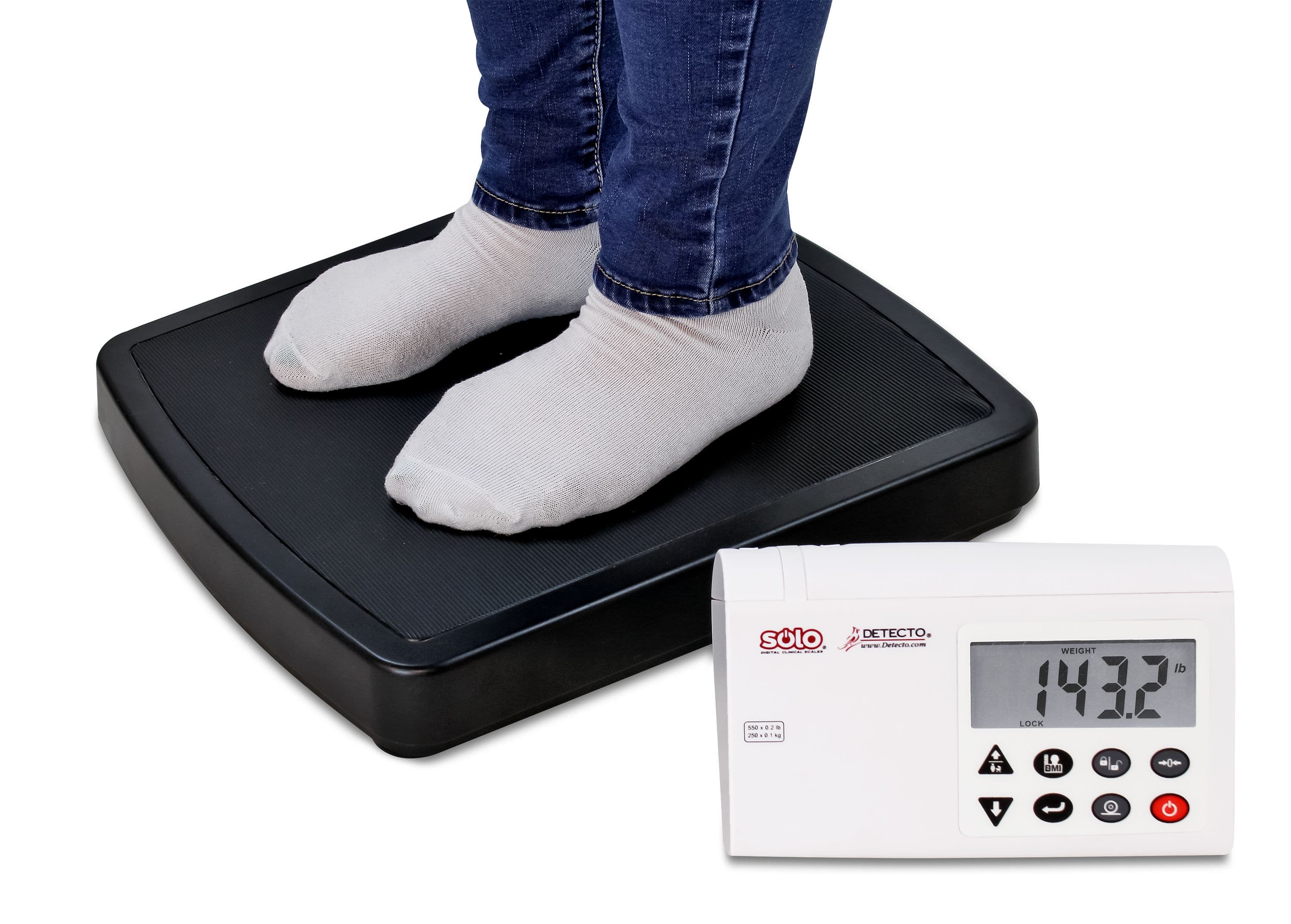 SOLO-RI_Weighing_Close-up_copy.jpg